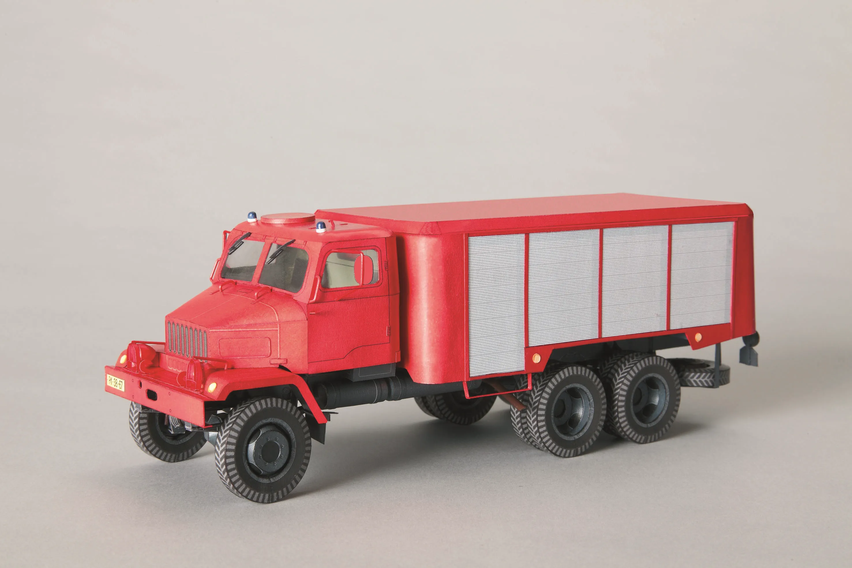 PRAGA V3S S1000 Snehurka